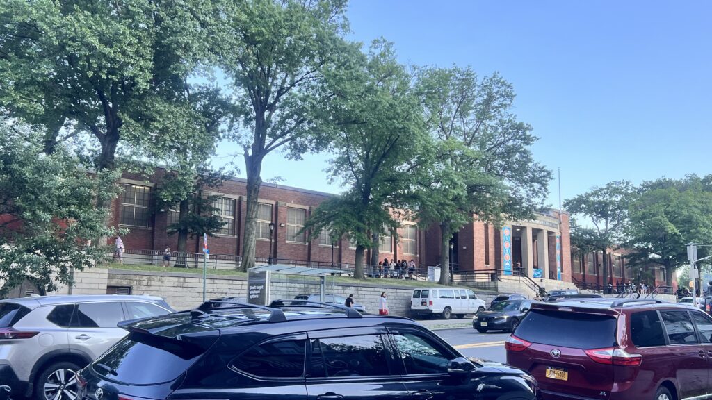 Washington Heights NYC street view near Janails Beauty Salon