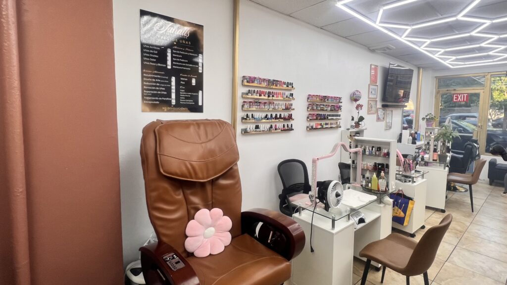 : Janails Beauty Salon pedicure and styling chairs Washington Heights NYC