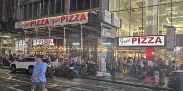 Joe's Pizza Midtown Manhattan storefront on Broadway and West