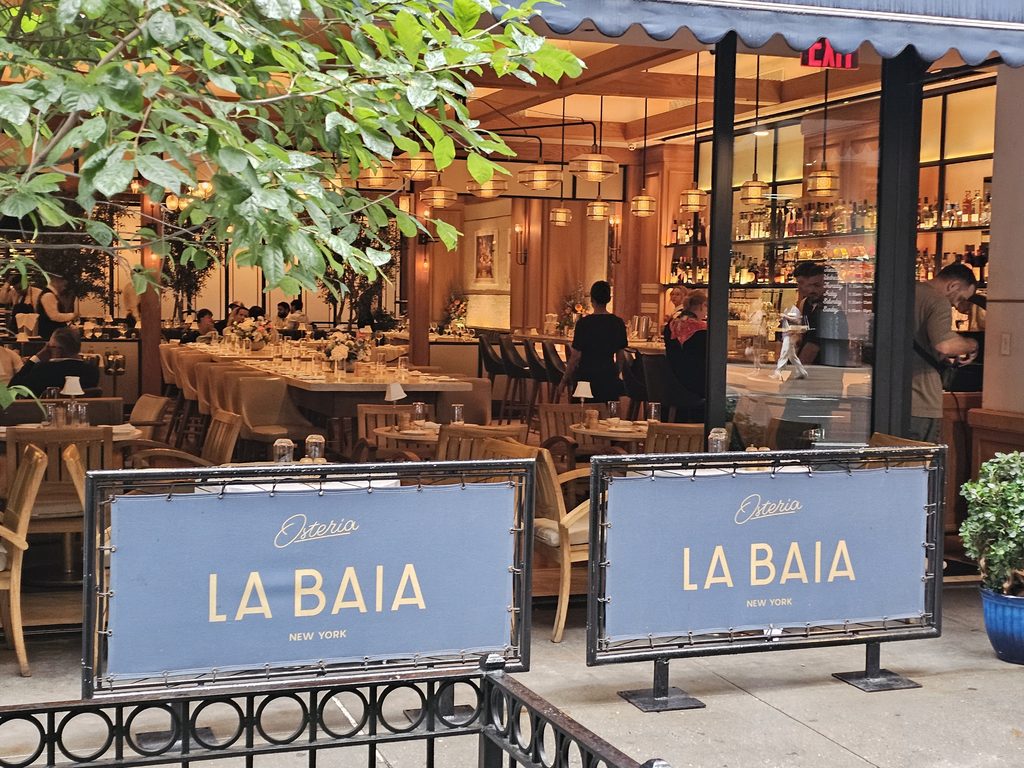 Osteria La Baia NYC bar and wine-focused dining atmosphere