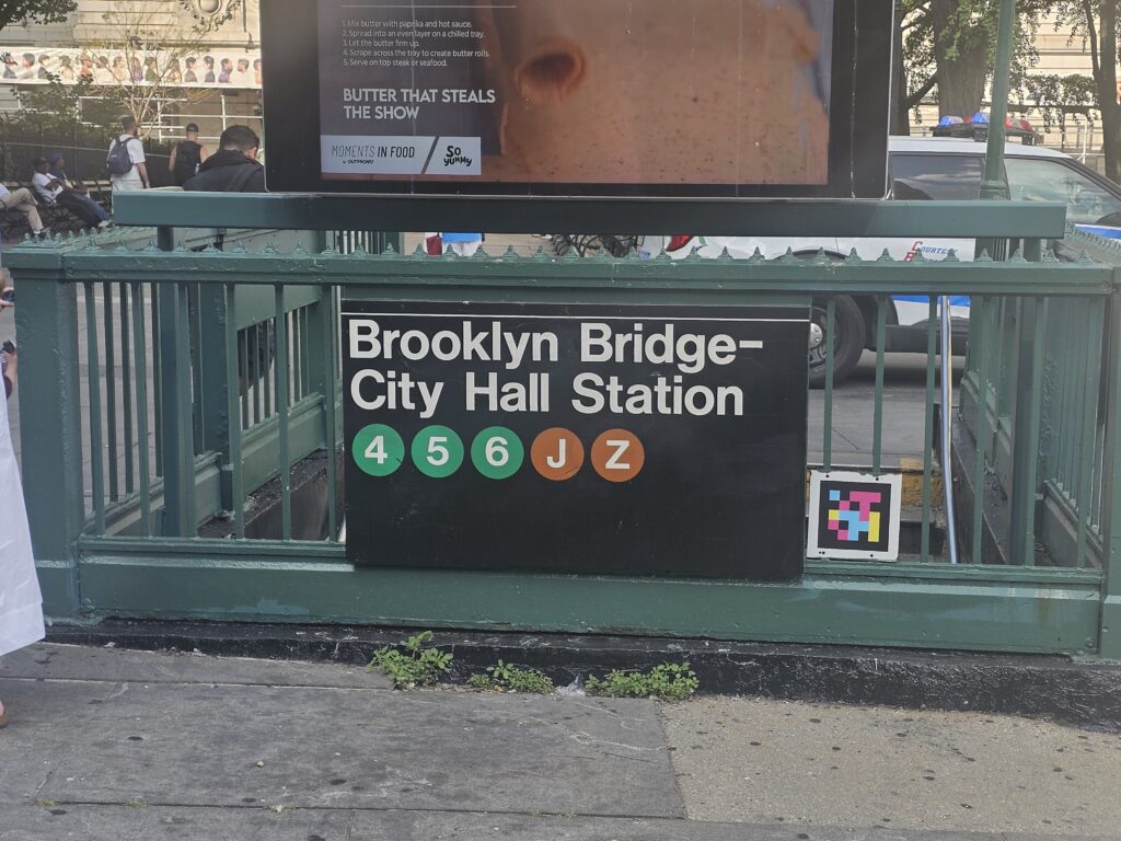 Brooklyn Bridge directional road sign near Pace University, Manhattan