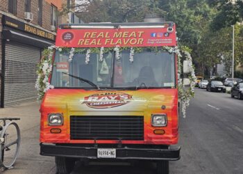 Ray's Cheesesteaks halal food truck in Astoria Queens