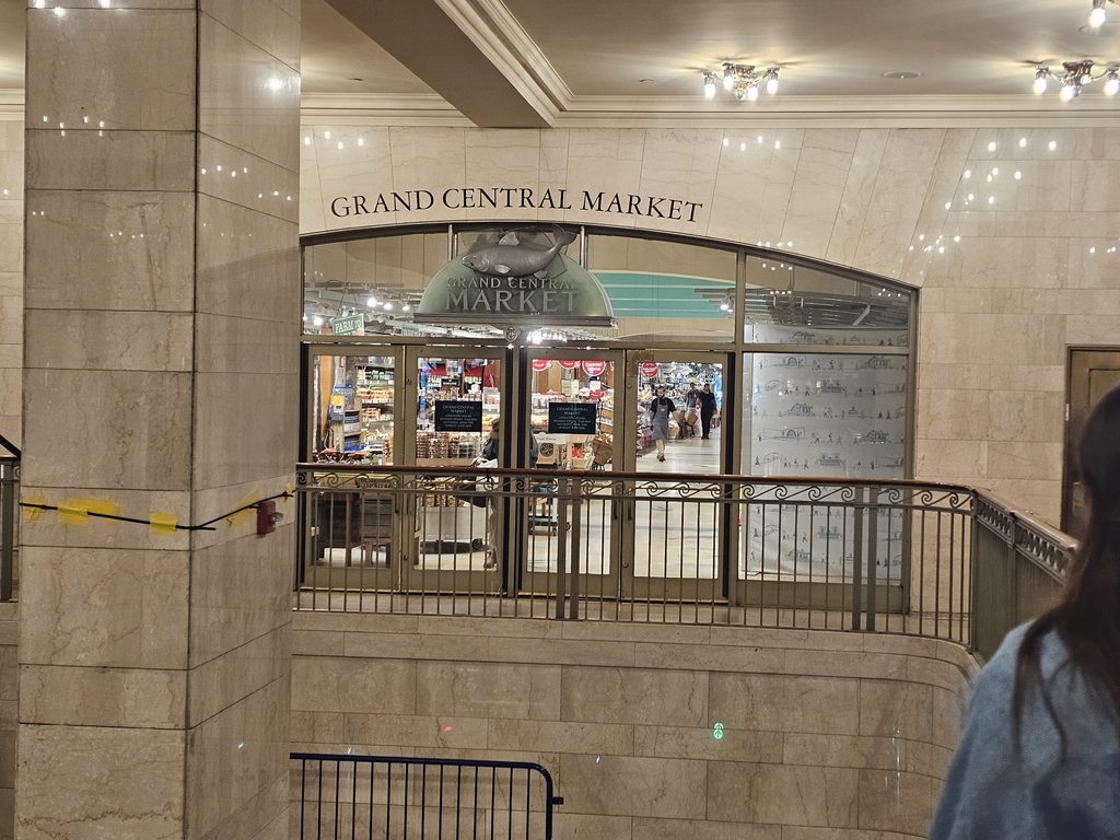 Grand Central Market NYC entrance inside Grand Central Terminal