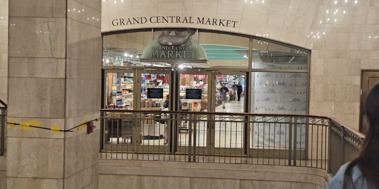 Grand Central Market NYC entrance inside Grand Central Terminal