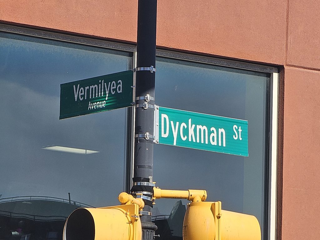 Vermilyea Avenue and Dyckman Street sign near El Jefe Sports Cantina