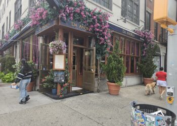 Da Andrea NYC Greenwich Village restaurant exterior at 35 W 13th Street