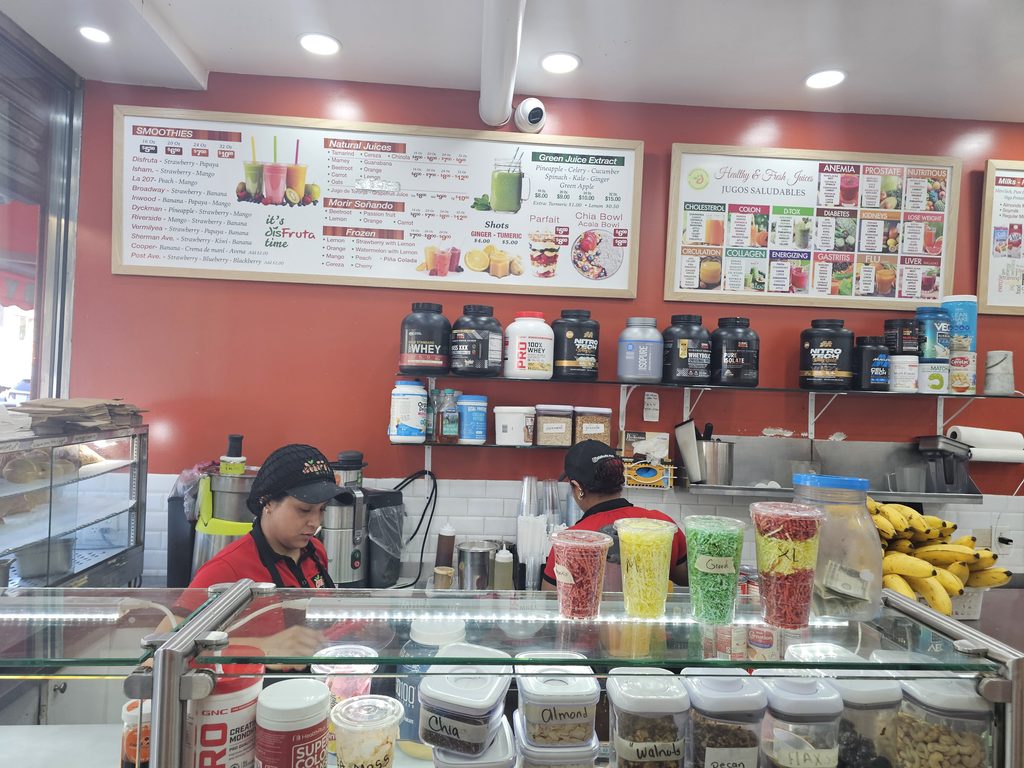 DisFruta Juice Bar NYC menu and service counter