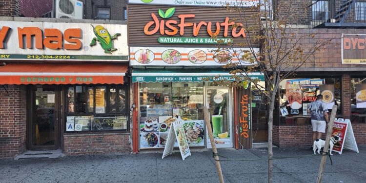 DisFruta Juice Bar NYC storefront on Dyckman Street